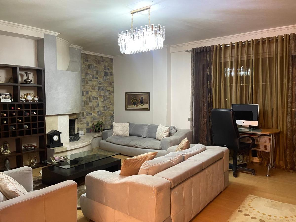 Albjona Guesthouse Tirana Kültér fotó