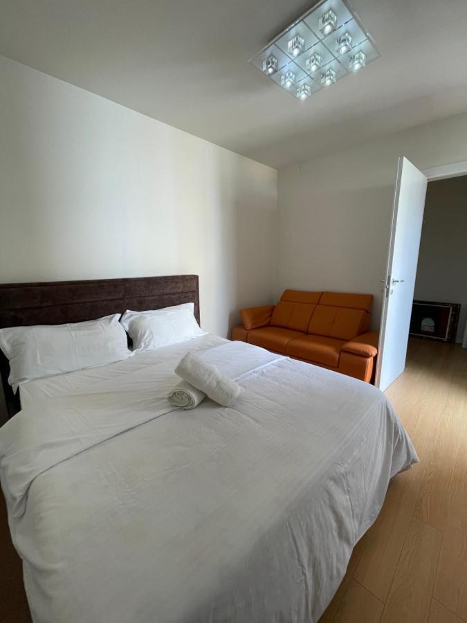 Albjona Guesthouse Tirana Kültér fotó