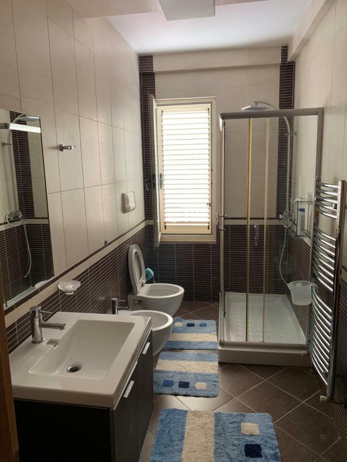 Albjona Guesthouse Tirana Kültér fotó